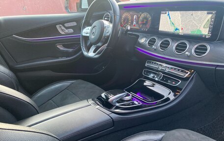 Mercedes-Benz E-Класс, 2017 год, 3 200 000 рублей, 15 фотография