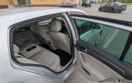 Volkswagen Golf VII, 2013 год, 1 300 000 рублей, 30 фотография