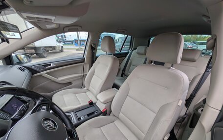 Volkswagen Golf VII, 2013 год, 1 300 000 рублей, 23 фотография