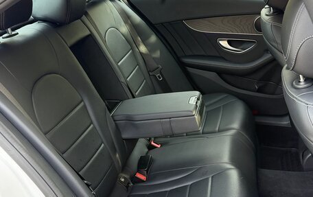 Mercedes-Benz C-Класс, 2018 год, 2 900 000 рублей, 11 фотография