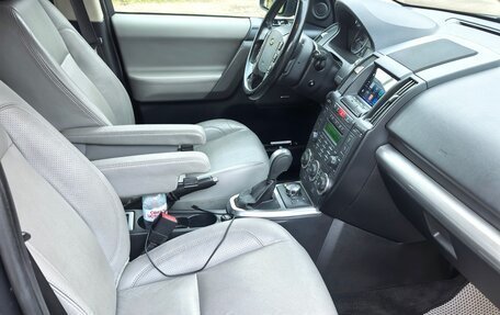 Land Rover Freelander II рестайлинг 2, 2010 год, 1 030 000 рублей, 10 фотография
