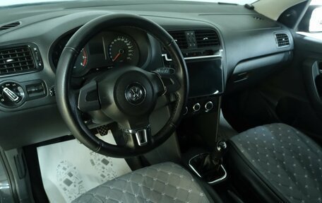 Volkswagen Polo VI (EU Market), 2013 год, 649 000 рублей, 12 фотография