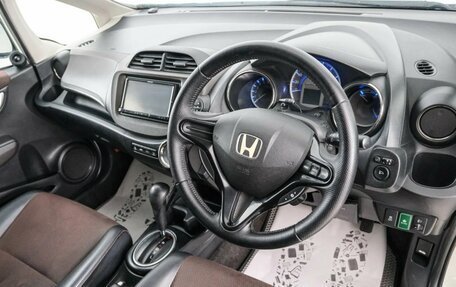 Honda Fit Shuttle I рестайлинг, 2011 год, 899 000 рублей, 13 фотография
