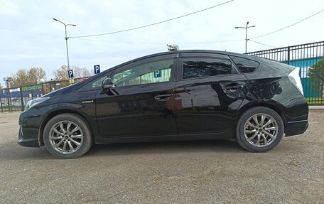 Toyota Prius, 2015 год, 1 400 000 рублей, 2 фотография