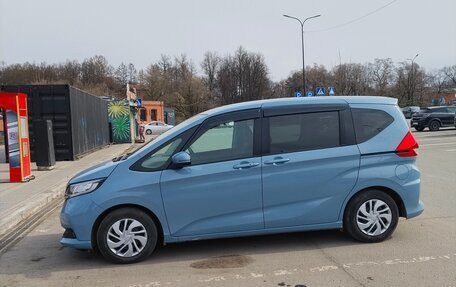 Honda Freed II, 2020 год, 1 750 000 рублей, 3 фотография
