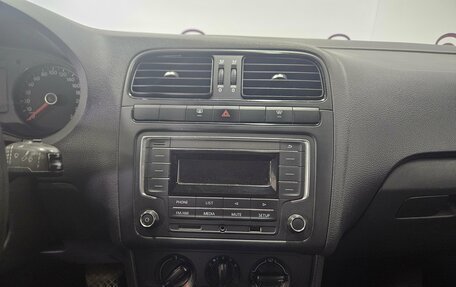 Volkswagen Polo VI (EU Market), 2017 год, 841 000 рублей, 19 фотография