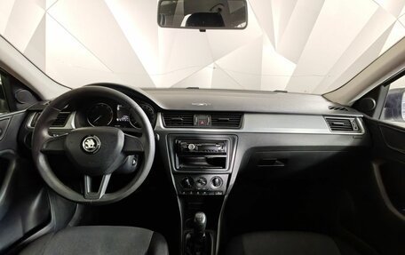 Skoda Rapid I, 2015 год, 589 000 рублей, 14 фотография