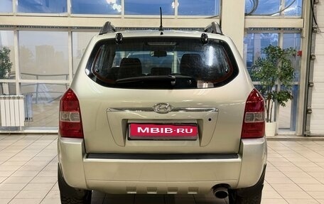 Hyundai Tucson III, 2006 год, 750 000 рублей, 4 фотография
