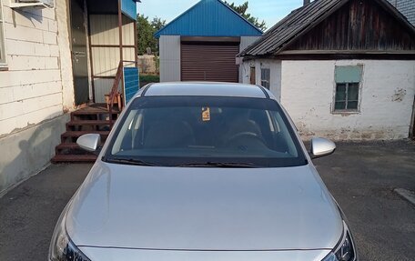 Hyundai Solaris II рестайлинг, 2021 год, 1 800 000 рублей, 1 фотография