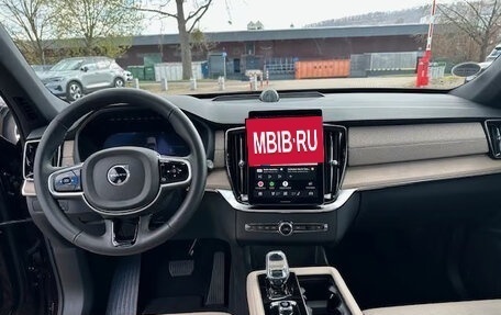 Volvo XC90 II рестайлинг, 2025 год, 11 500 000 рублей, 8 фотография