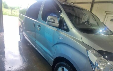 Hyundai Grand Starex Grand Starex I рестайлинг 2, 2016 год, 2 280 000 рублей, 3 фотография