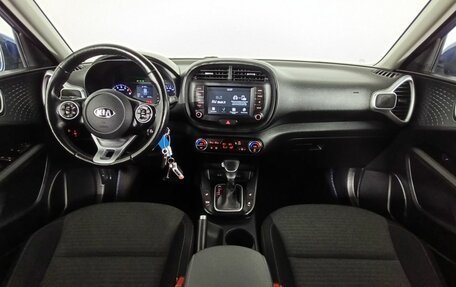 KIA Soul III, 2020 год, 1 800 000 рублей, 10 фотография