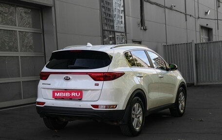 KIA Sportage IV рестайлинг, 2018 год, 1 770 000 рублей, 4 фотография