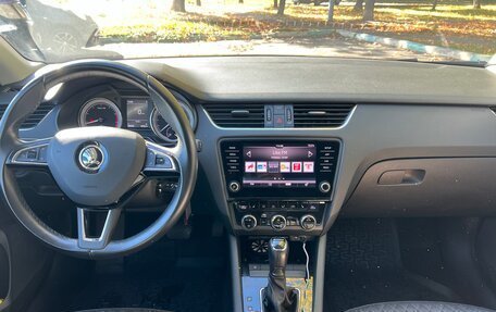 Skoda Octavia, 2017 год, 1 850 000 рублей, 13 фотография