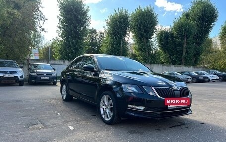 Skoda Octavia, 2017 год, 1 850 000 рублей, 2 фотография