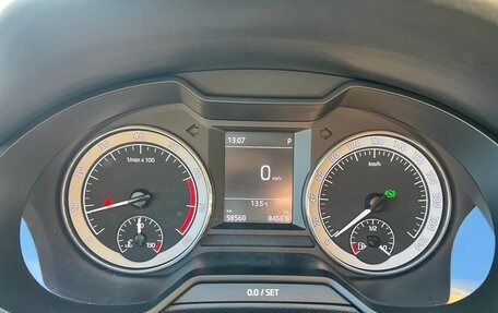Skoda Octavia, 2017 год, 1 850 000 рублей, 16 фотография