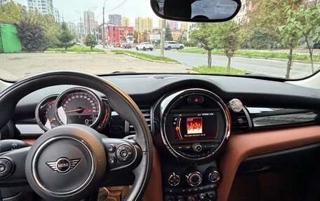 MINI Hatch, 2020 год, 2 220 000 рублей, 9 фотография