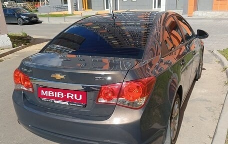 Chevrolet Cruze II, 2013 год, 870 000 рублей, 3 фотография