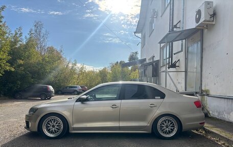 Volkswagen Jetta VI, 2012 год, 1 050 000 рублей, 5 фотография
