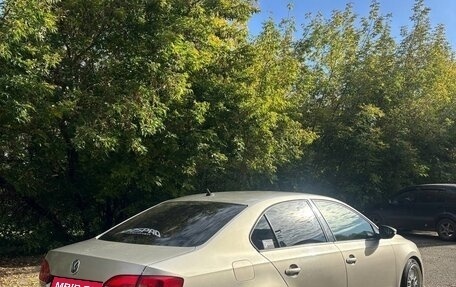 Volkswagen Jetta VI, 2012 год, 1 050 000 рублей, 10 фотография