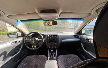 Volkswagen Jetta VI, 2012 год, 1 050 000 рублей, 20 фотография