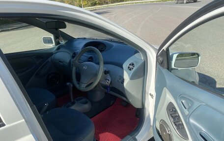 Toyota Vitz, 2001 год, 298 000 рублей, 8 фотография