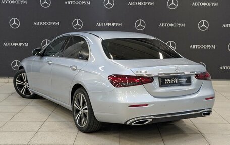 Mercedes-Benz E-Класс, 2022 год, 4 645 000 рублей, 29 фотография