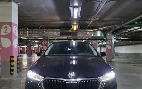 Skoda Octavia IV, 2021 год, 1 990 000 рублей, 1 фотография