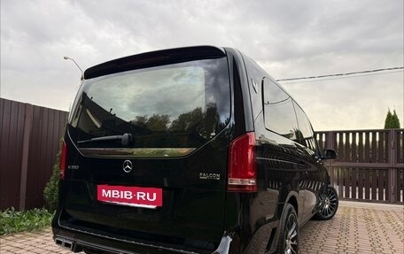 Mercedes-Benz V-Класс, 2022 год, 9 800 000 рублей, 11 фотография