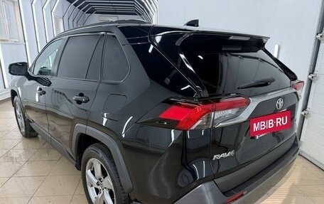 Toyota RAV4, 2022 год, 4 350 000 рублей, 6 фотография