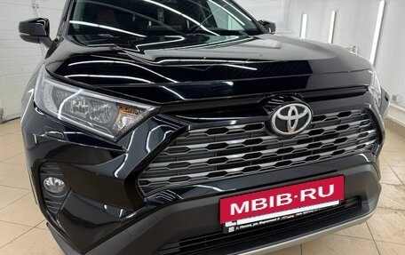 Toyota RAV4, 2022 год, 4 350 000 рублей, 10 фотография