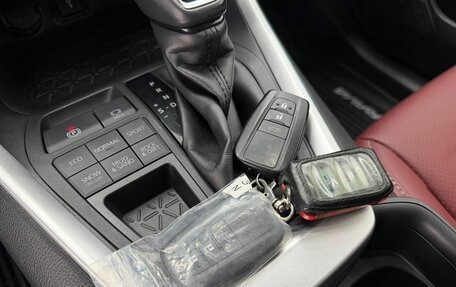 Toyota RAV4, 2022 год, 4 350 000 рублей, 25 фотография