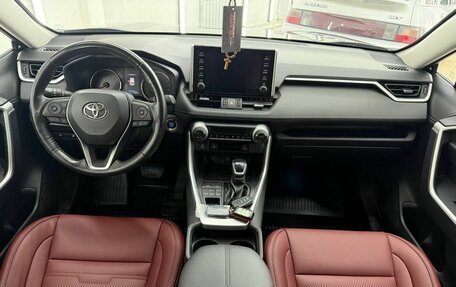 Toyota RAV4, 2022 год, 4 350 000 рублей, 26 фотография