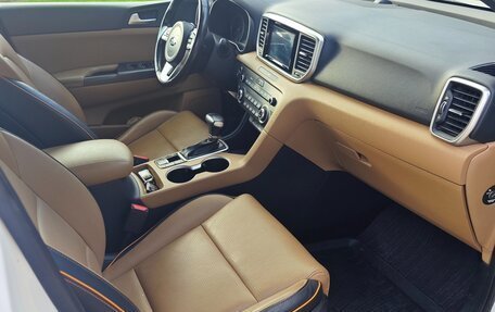KIA Sportage IV рестайлинг, 2019 год, 2 100 000 рублей, 13 фотография