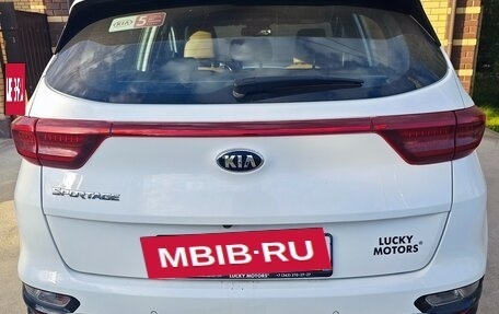 KIA Sportage IV рестайлинг, 2019 год, 2 100 000 рублей, 7 фотография