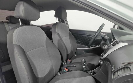 Hyundai Solaris II рестайлинг, 2011 год, 639 000 рублей, 11 фотография
