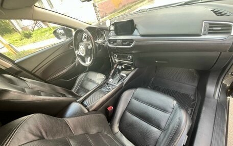Mazda 6, 2017 год, 1 880 000 рублей, 11 фотография