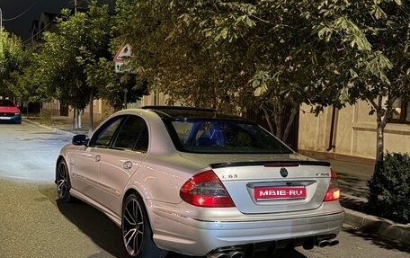 Mercedes-Benz E-Класс, 2003 год, 900 000 рублей, 1 фотография