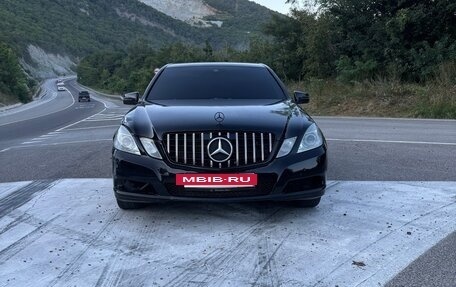 Mercedes-Benz E-Класс, 2011 год, 850 000 рублей, 6 фотография