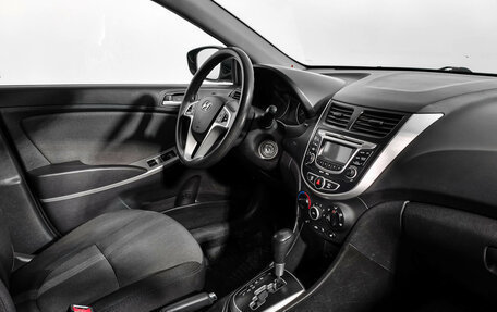 Hyundai Solaris II рестайлинг, 2012 год, 645 000 рублей, 13 фотография