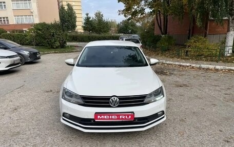 Volkswagen Jetta VI, 2015 год, 1 150 000 рублей, 1 фотография