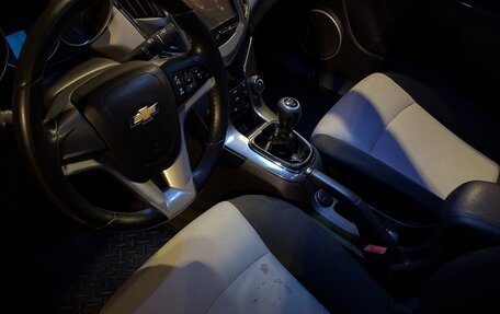 Chevrolet Cruze II, 2015 год, 595 000 рублей, 9 фотография