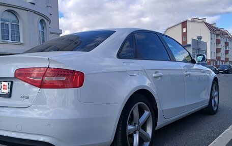 Audi A4, 2015 год, 1 800 000 рублей, 11 фотография