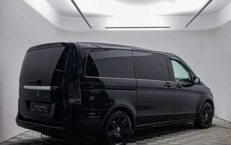Mercedes-Benz V-Класс, 2019 год, 3 630 000 рублей, 4 фотография
