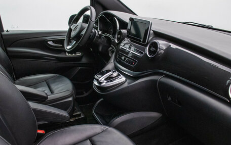 Mercedes-Benz V-Класс, 2019 год, 3 630 000 рублей, 7 фотография