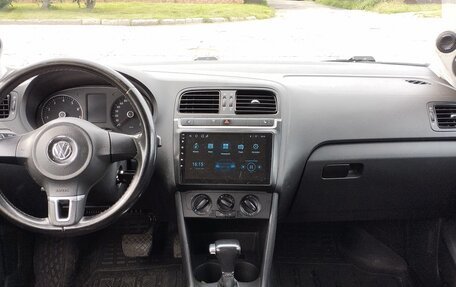 Volkswagen Polo VI (EU Market), 2010 год, 536 000 рублей, 14 фотография