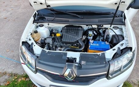 Renault Logan II, 2017 год, 499 000 рублей, 11 фотография