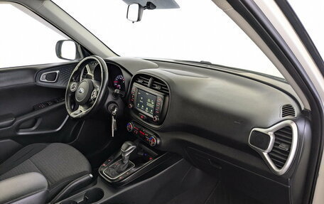KIA Soul III, 2020 год, 1 800 000 рублей, 11 фотография