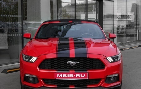 Ford Mustang VI рестайлинг, 2016 год, 2 700 000 рублей, 2 фотография