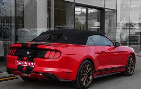 Ford Mustang VI рестайлинг, 2016 год, 2 700 000 рублей, 5 фотография